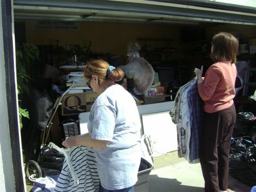 2009 Shir Ami Yard Sale - April 5 002.jpg