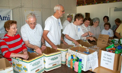 Mitzvah Day  11-5-2006 2-10-41 PM.JPG