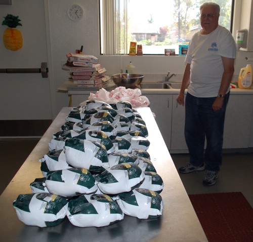 Mitzvah Day  11-5-2006 2-26-04 PM.JPG