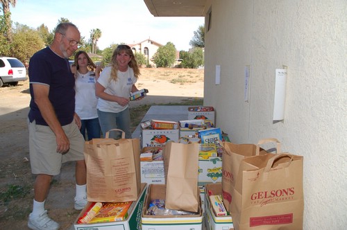 Mitzvah Day  11-5-2006 2-48-42 PM.JPG