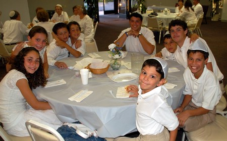 White Shabbat 8-6-2006 8-18-2006 7-07-13 PM.JPG