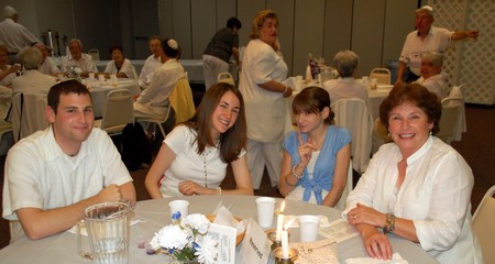 White Shabbat 8-6-2006 8-18-2006 7-08-12 PM.JPG