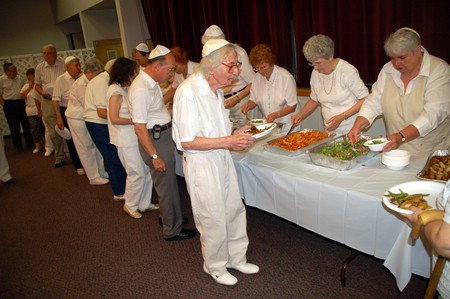 White Shabbat 8-6-2006 8-18-2006 7-15-14 PM.JPG